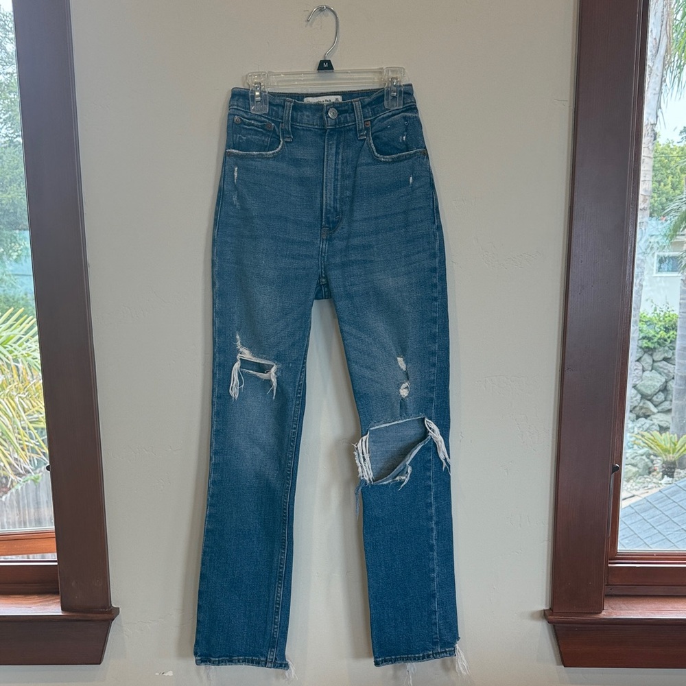 Abercrombie & Fitch The Ankle Straight Ultra High Rise Size 23/000L